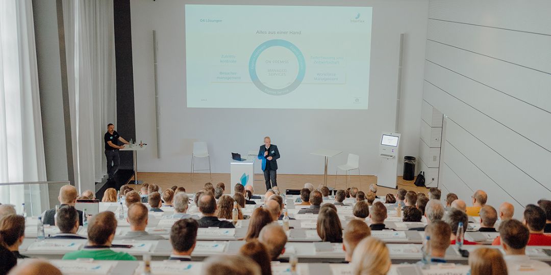 Interflex CEO Bernhard Sommer gives a company presentation to participants of the Interflex Customer Solution Day.